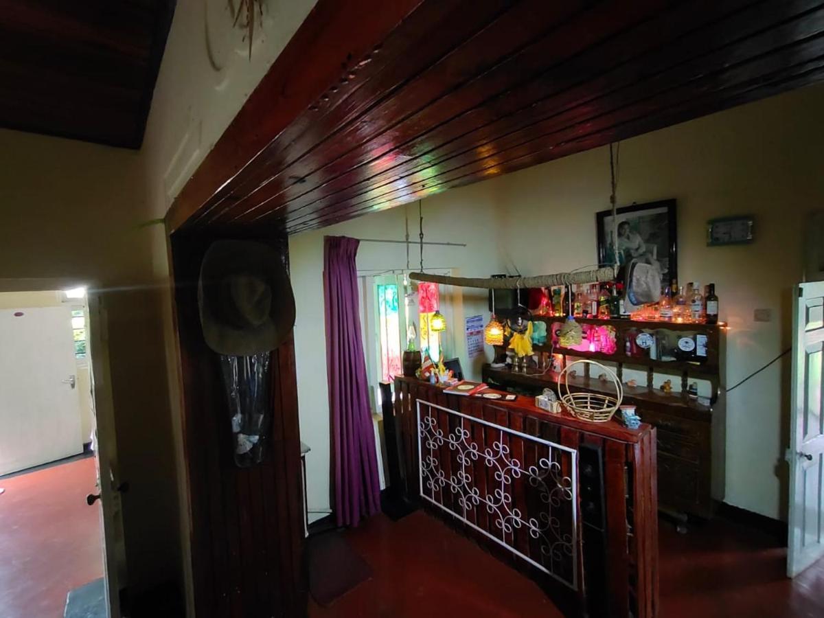 The 1964 Holiday Bungalow Елла Екстер'єр фото