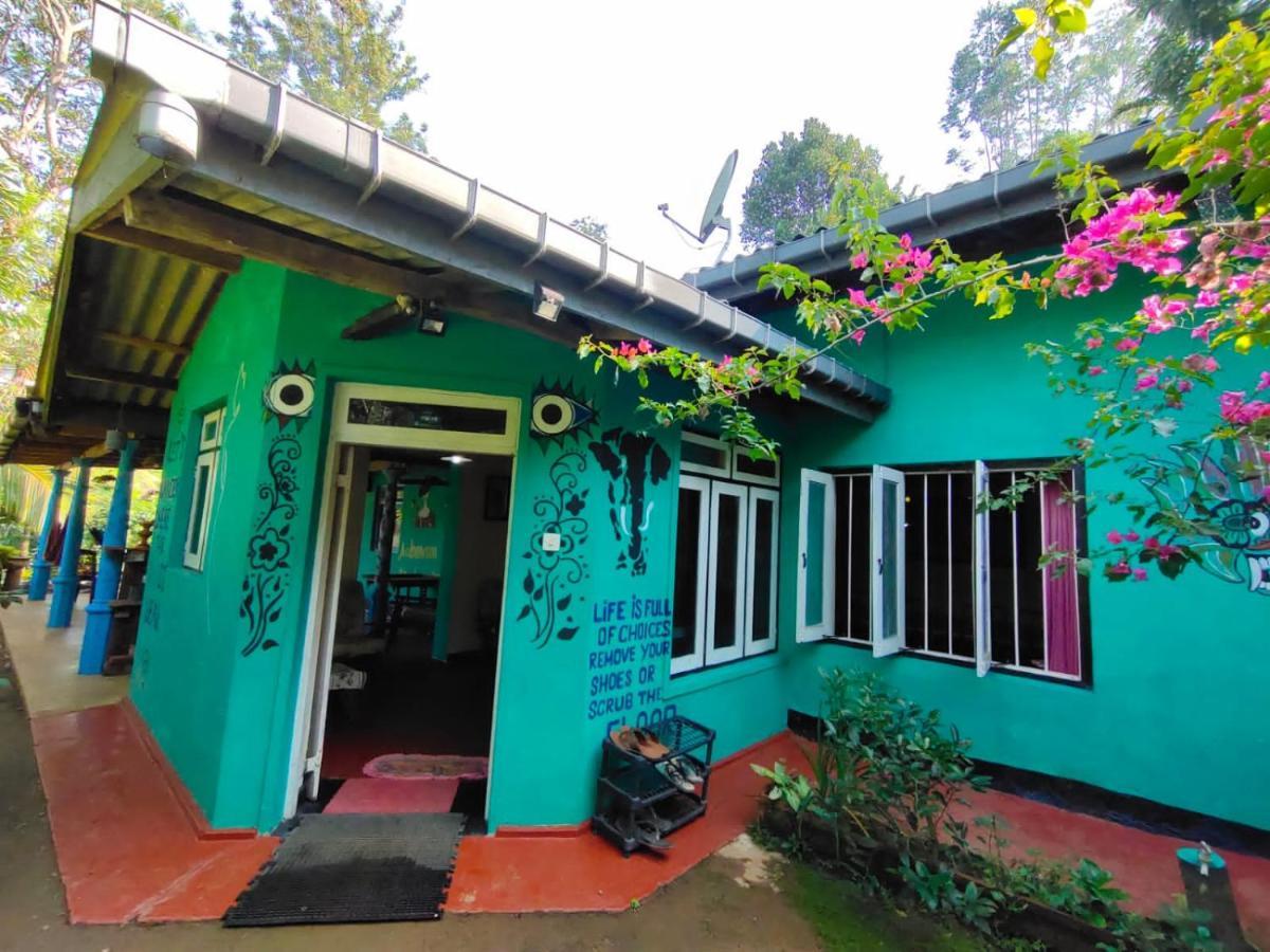 The 1964 Holiday Bungalow Елла Екстер'єр фото
